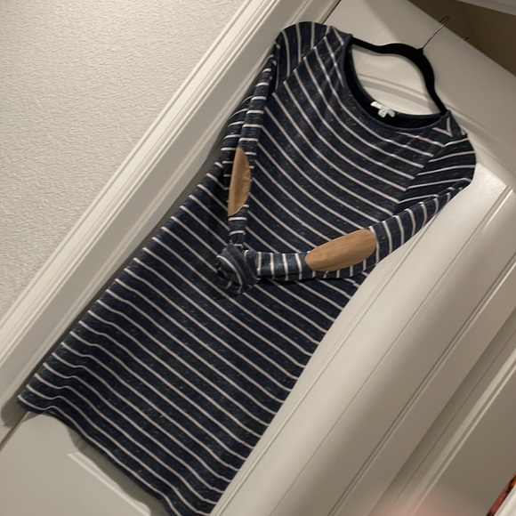 Anthro Sopraso Sz M Tunic Heather striped w/ suede elbow patches fits perfectly! - Picture 2 of 6